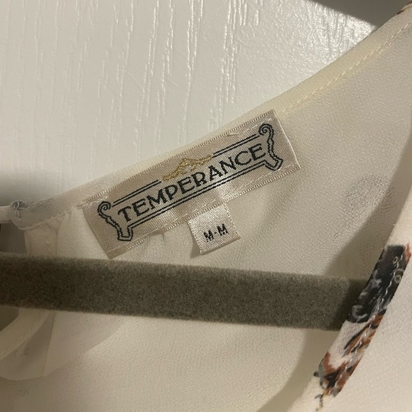 Temperance business casual tank top from Bootlegger - Picture 3 of 3